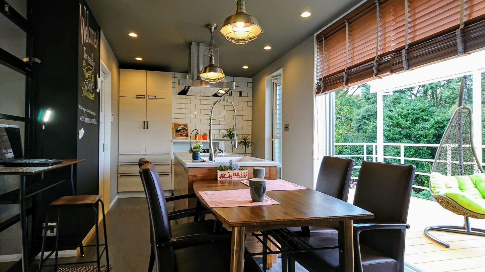 ジップコミュニケーションズリビング